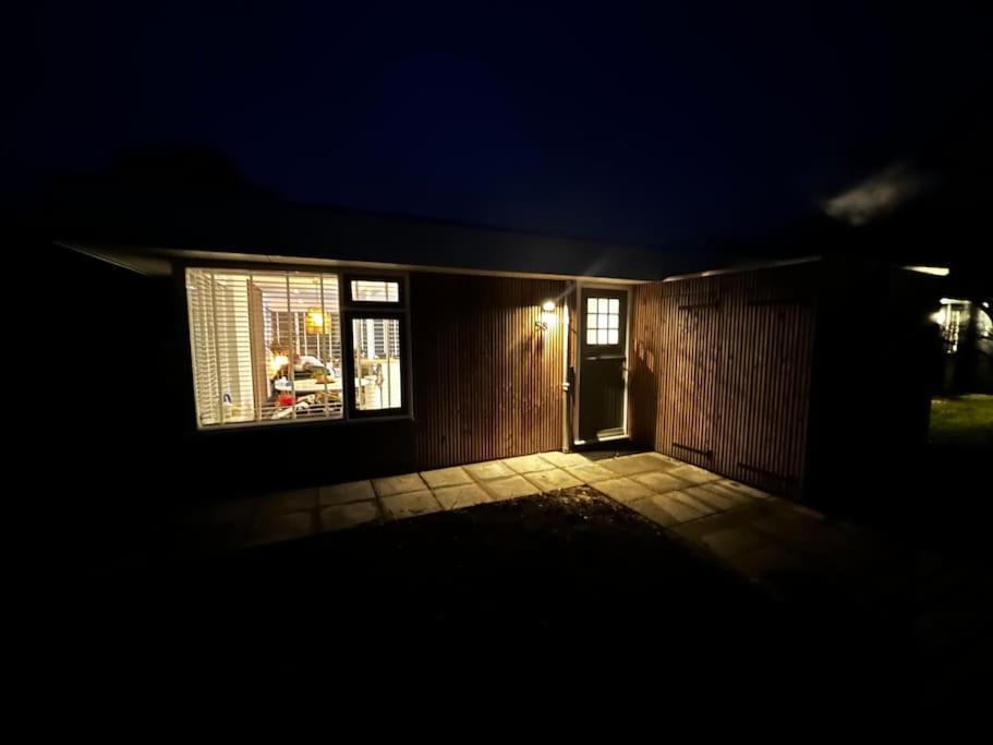 De Boet, Dicht Bij Duinen En Zee Warmenhuizen Exterior foto